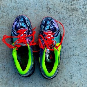 (1 flaw) These Kobe COLLECTIBLE. beautiful!